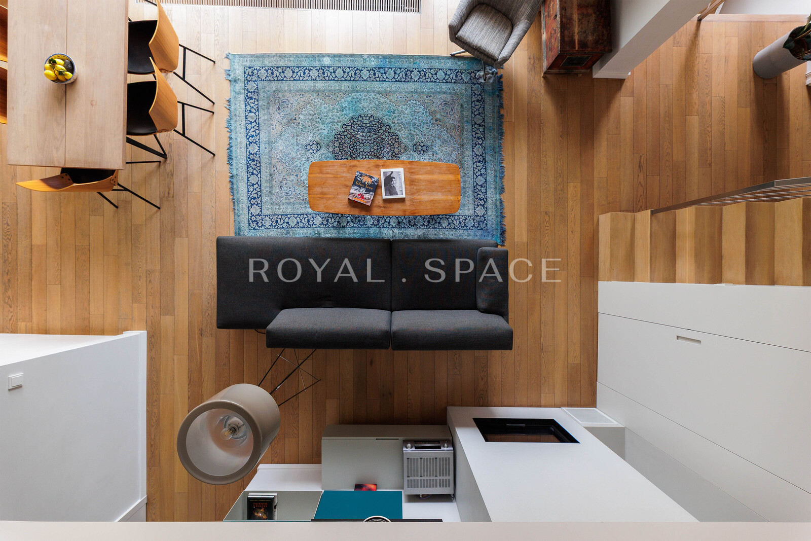 Trzypoziomowy apartament w sercu miasta | Czysta