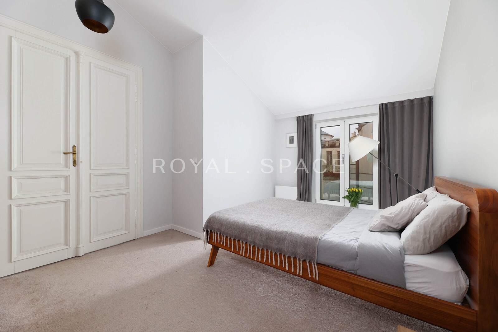Trzypoziomowy apartament w sercu miasta | Czysta