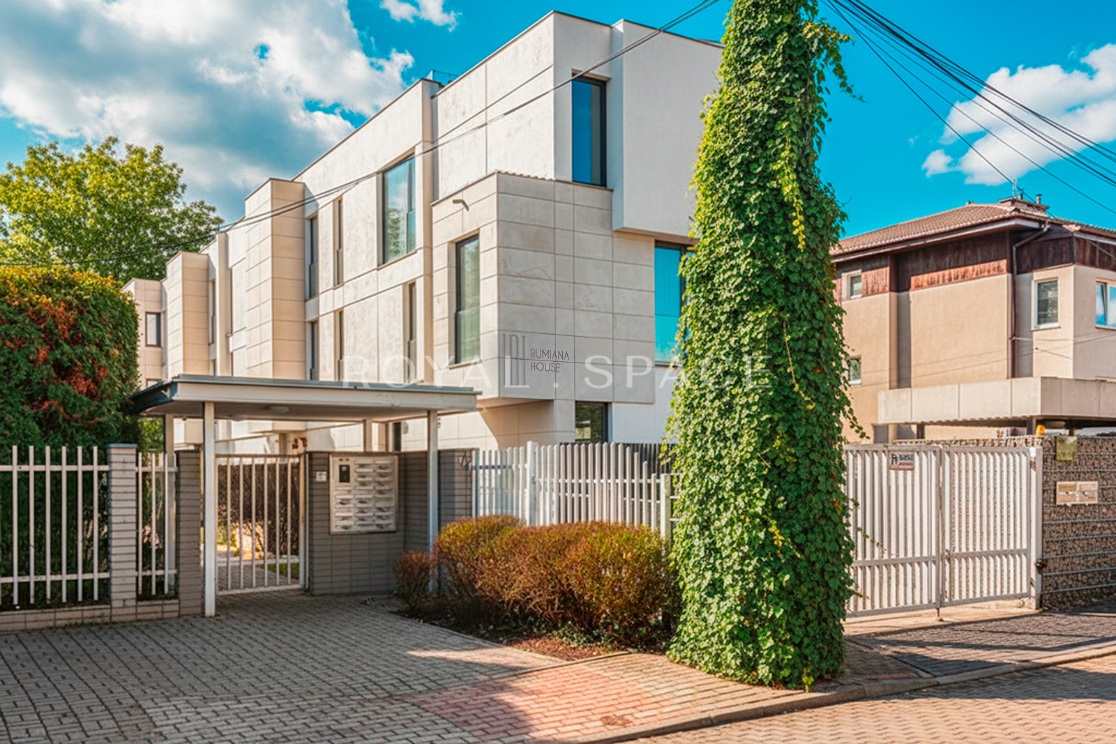 Nowoczesny dom z ogrodem | Rumiana House I