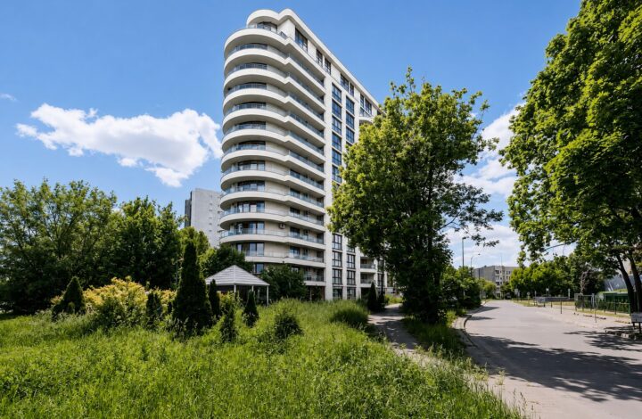 Apartament z przeszkleniami w Tarasy Verona