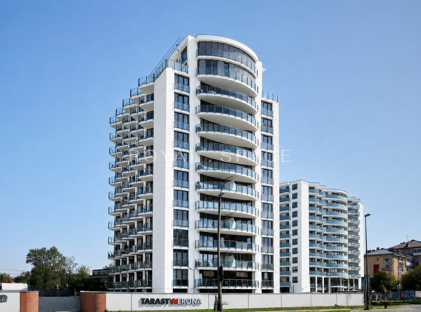 Apartament z przeszkleniami w Tarasy Verona