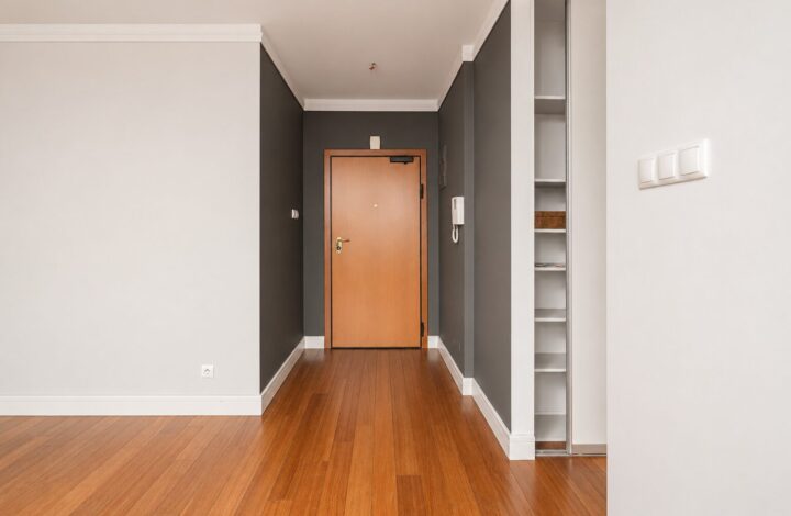 Apartament z przeszkleniami w Tarasy Verona