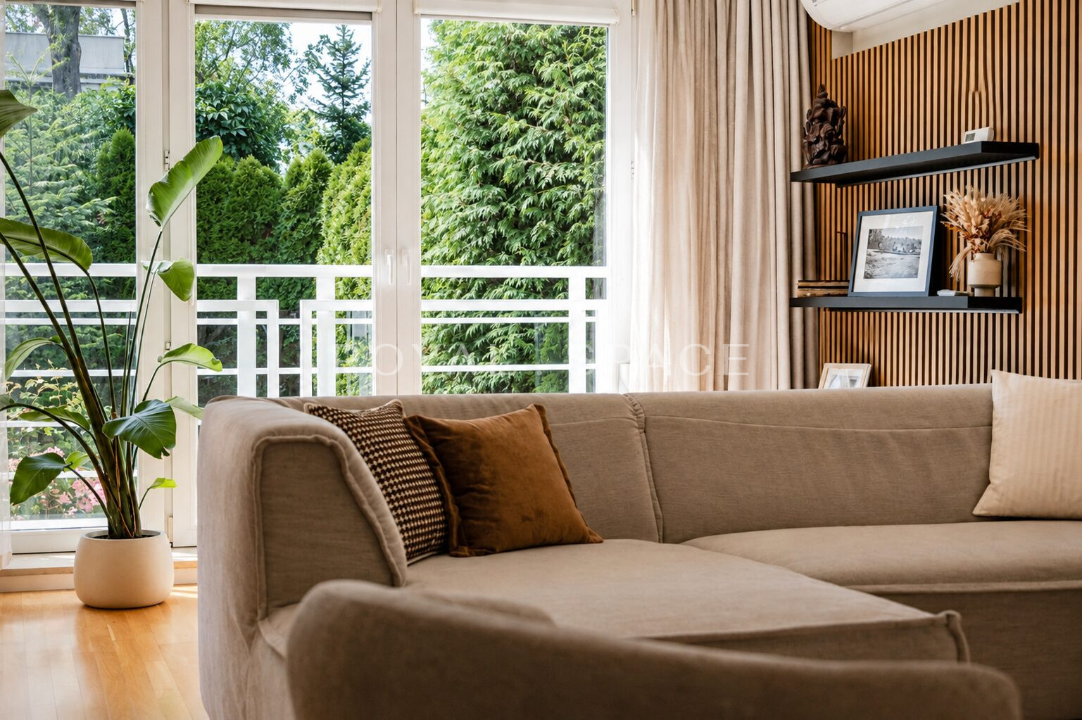 Przestronny apartament z ogrodem | Wola Justowska