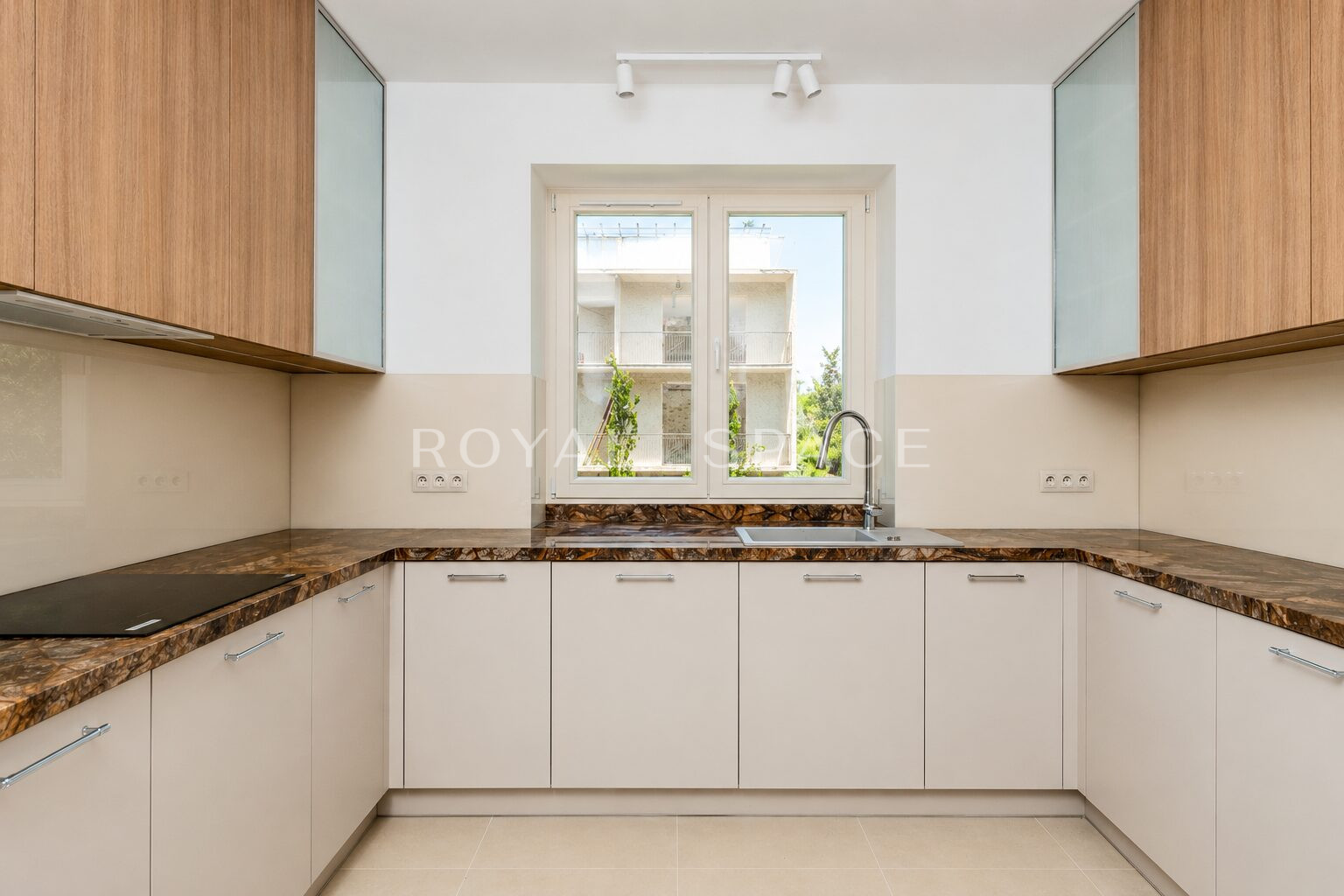 Luxury Villa 700 m from Kraków Błonia