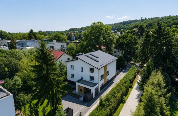 Luxury Villa 700 m from Kraków Błonia