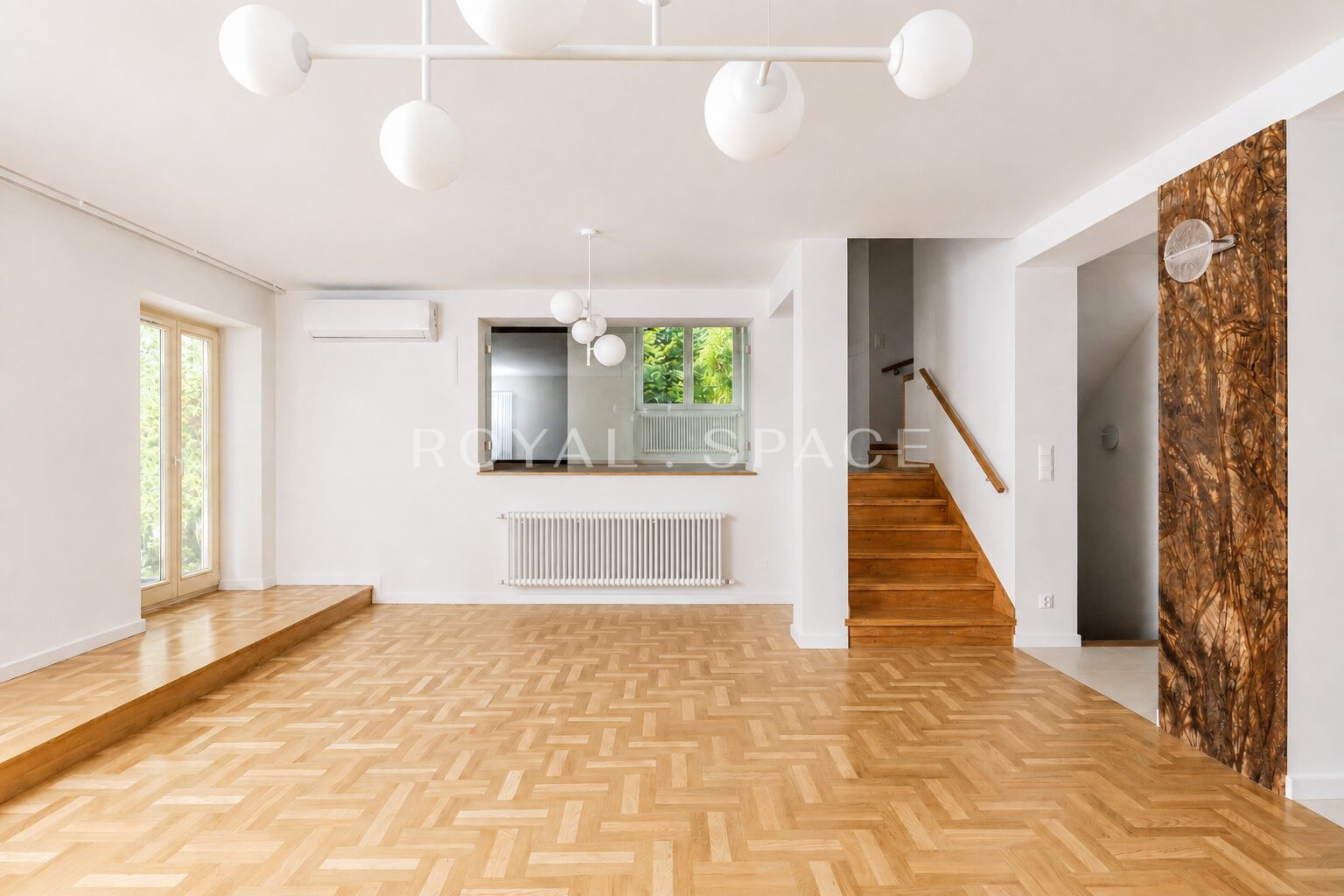 Luxury Villa 700 m from Kraków Błonia