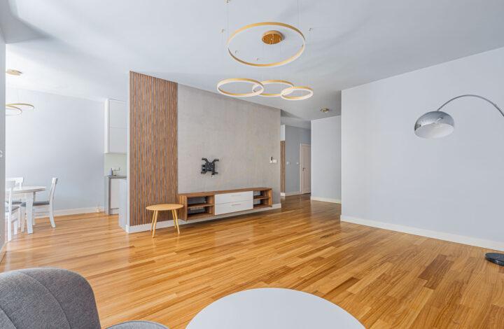 4 Rooms | Premium Apartment on Grzybowska Street