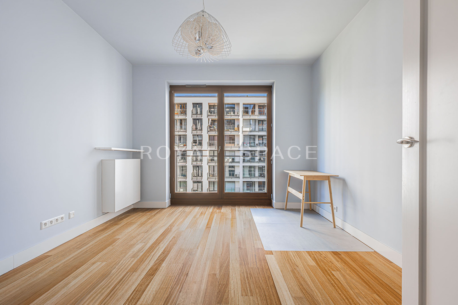 4 Rooms | Premium Apartment on Grzybowska Street