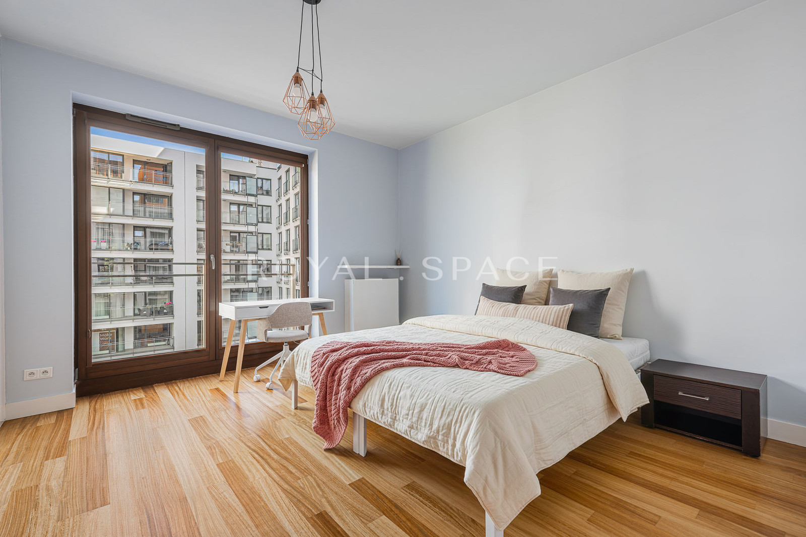 4 Rooms | Premium Apartment on Grzybowska Street