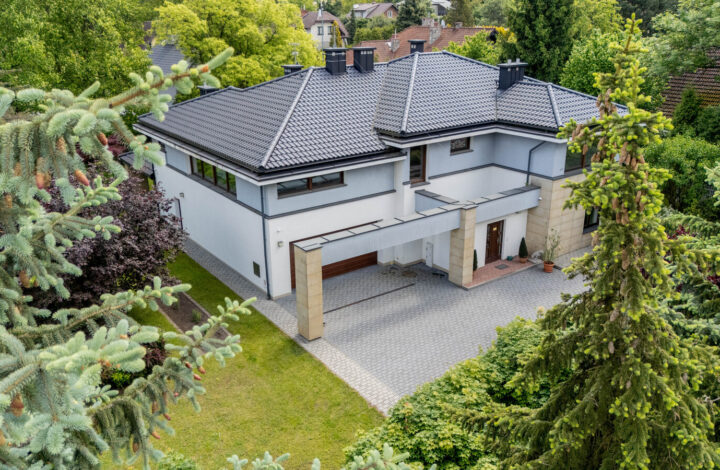 Prestigious House with Large Plot | NEW PRICE