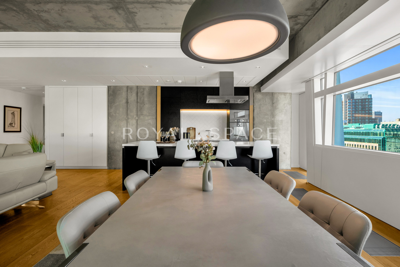 230 m² of luxury at Złota 44!