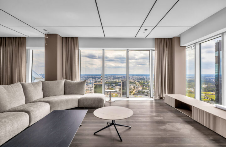 Złota 44 | Penthouse with a panoramic view
