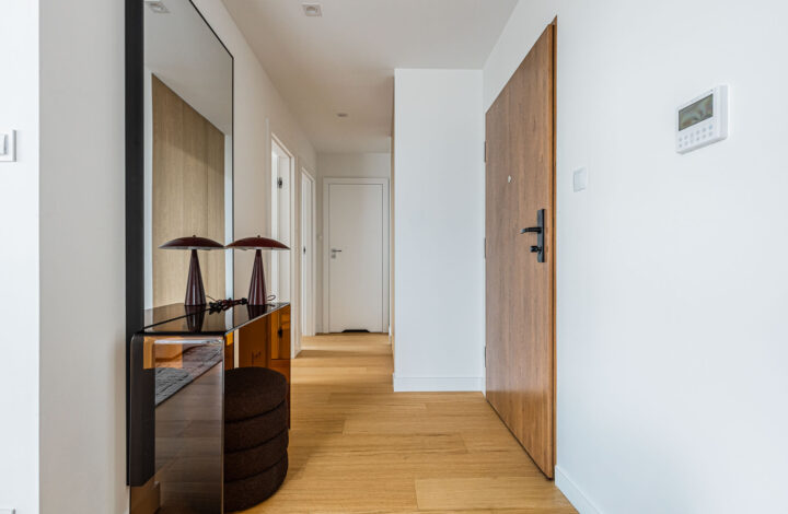 Exclusive apartment | 90 sqm Terrace | 2 Parkings