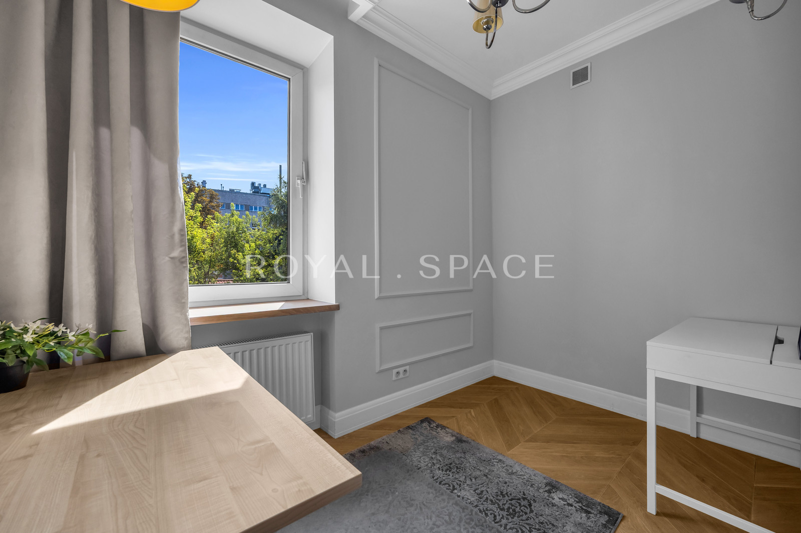 Comfortable Flat Near Politechnika metro