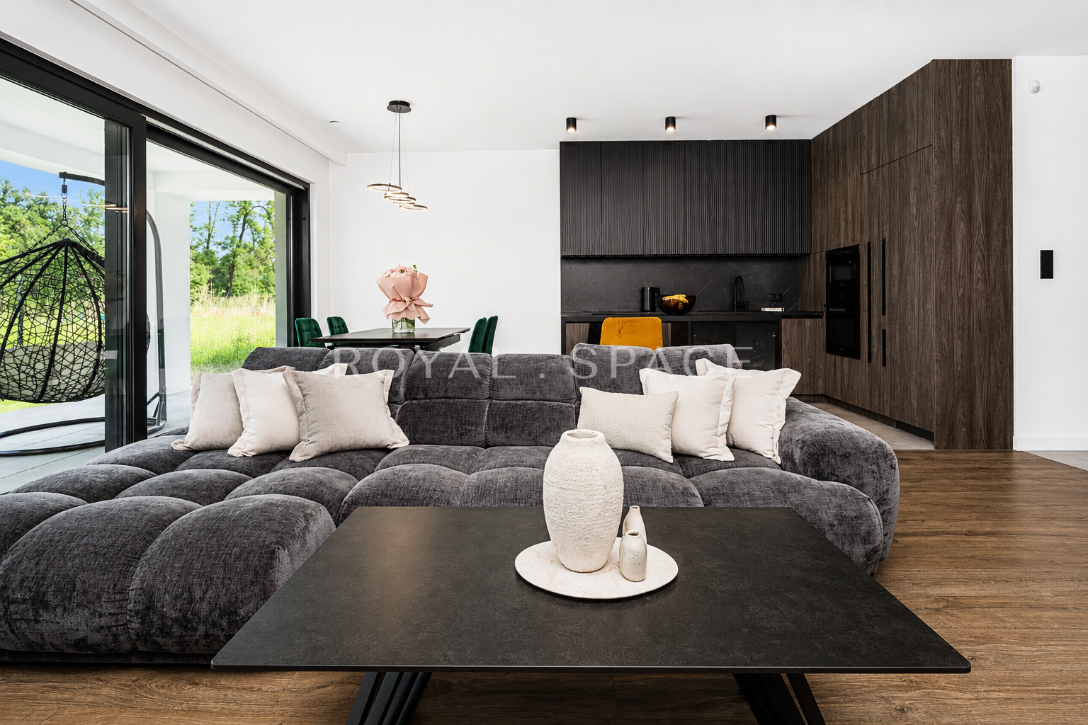 Nowoczesny dom z sauną i ogrodem!