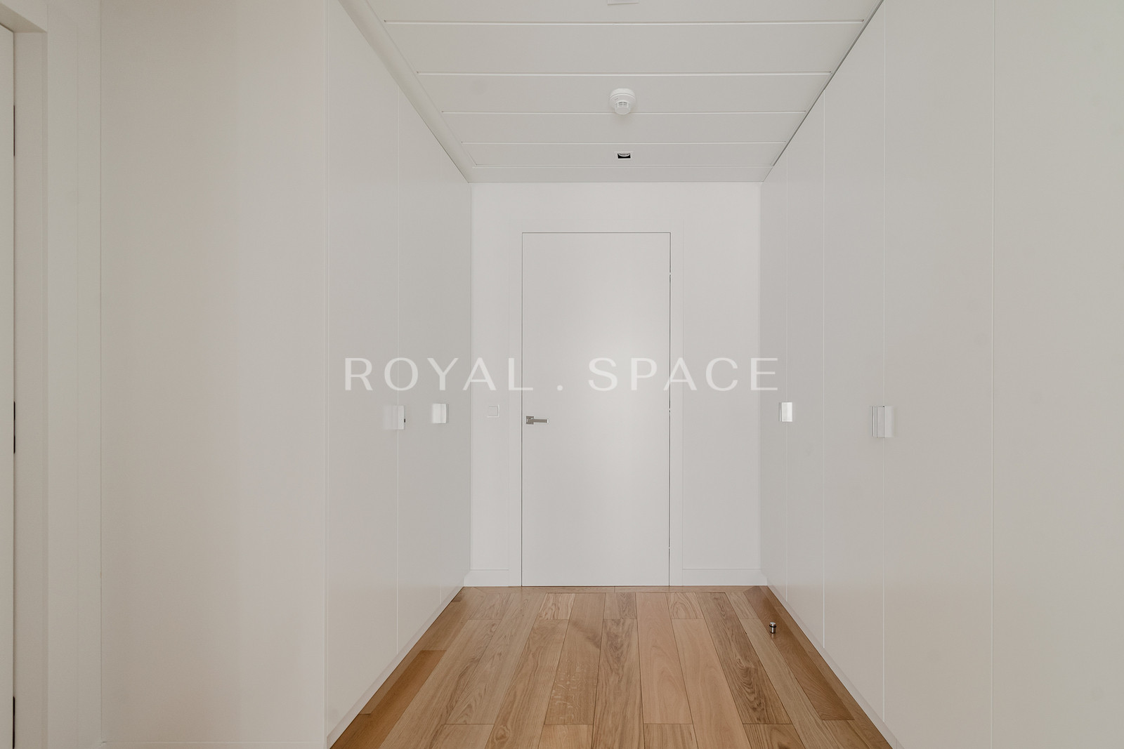 4 bedrooms apartment in Złota 44!