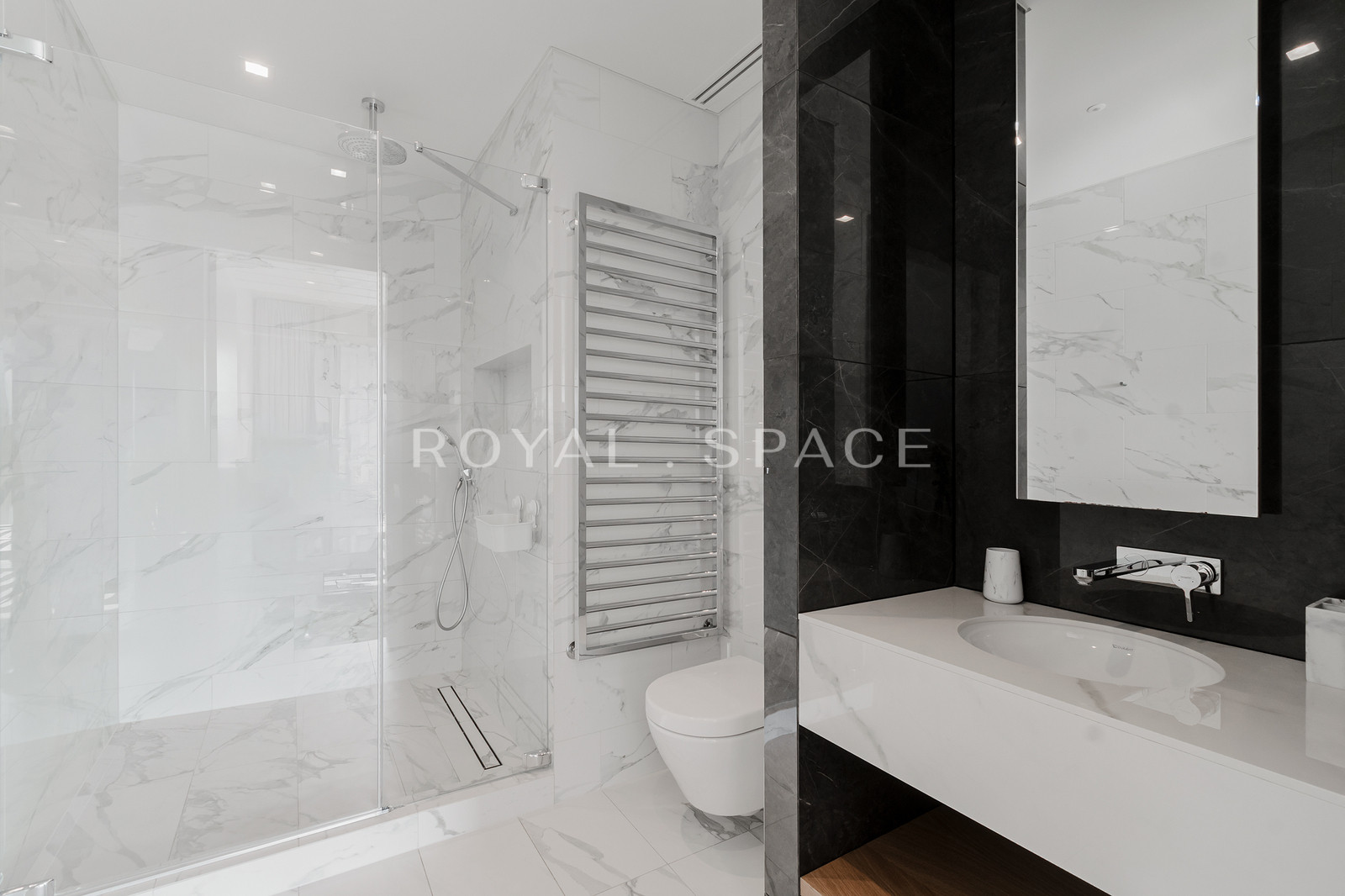 4 bedrooms apartment in Złota 44!