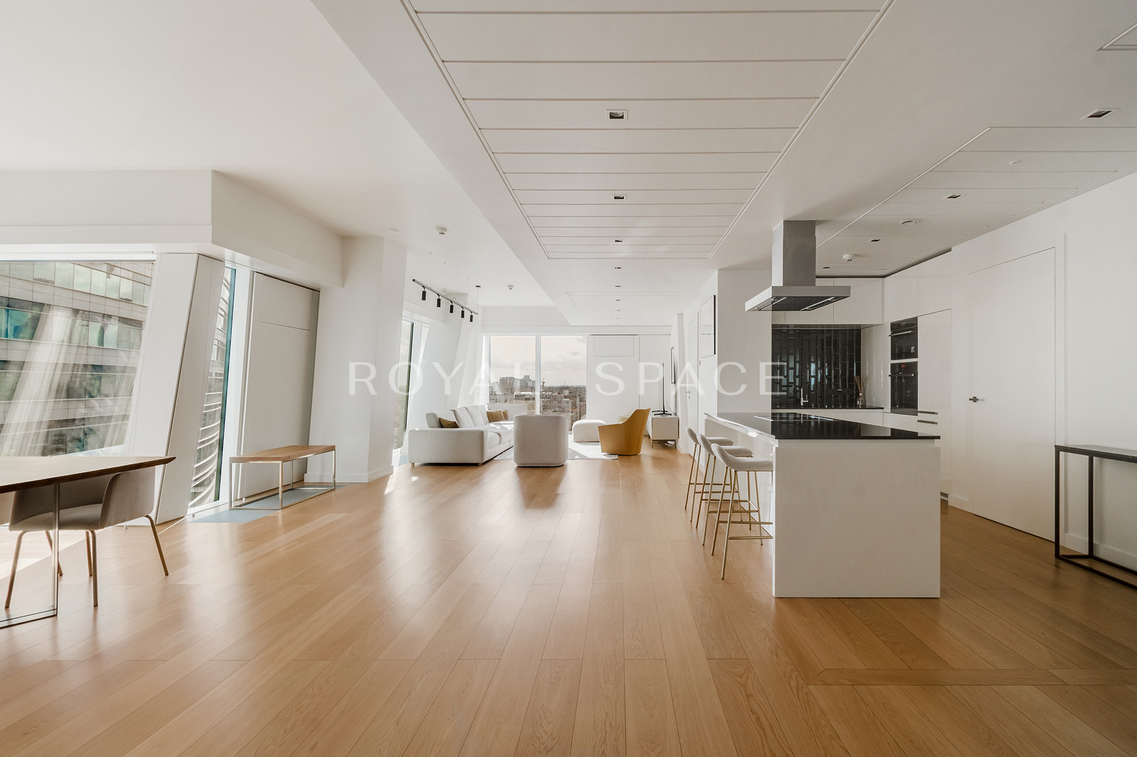 4 bedrooms apartment in Złota 44!