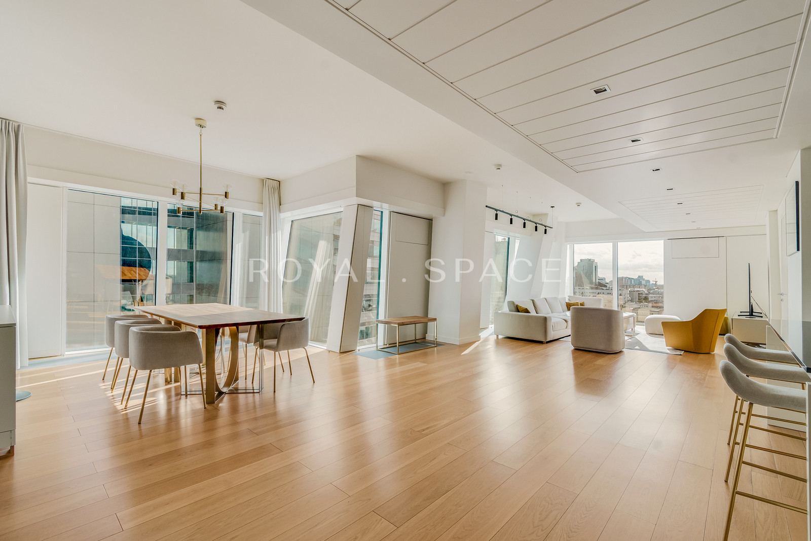4 bedrooms apartment in Złota 44!