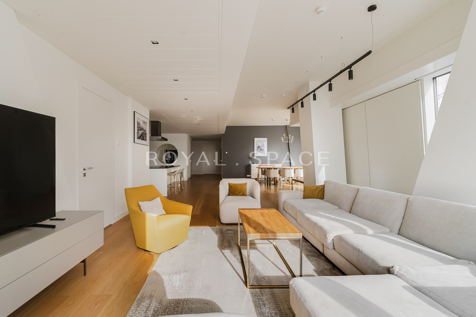 4 bedrooms apartment in Złota 44!
