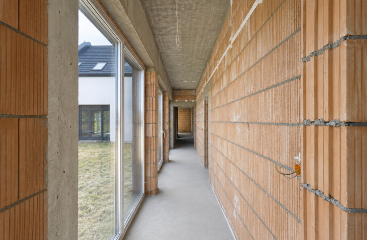 Residence with Pool and 20-Are Plot