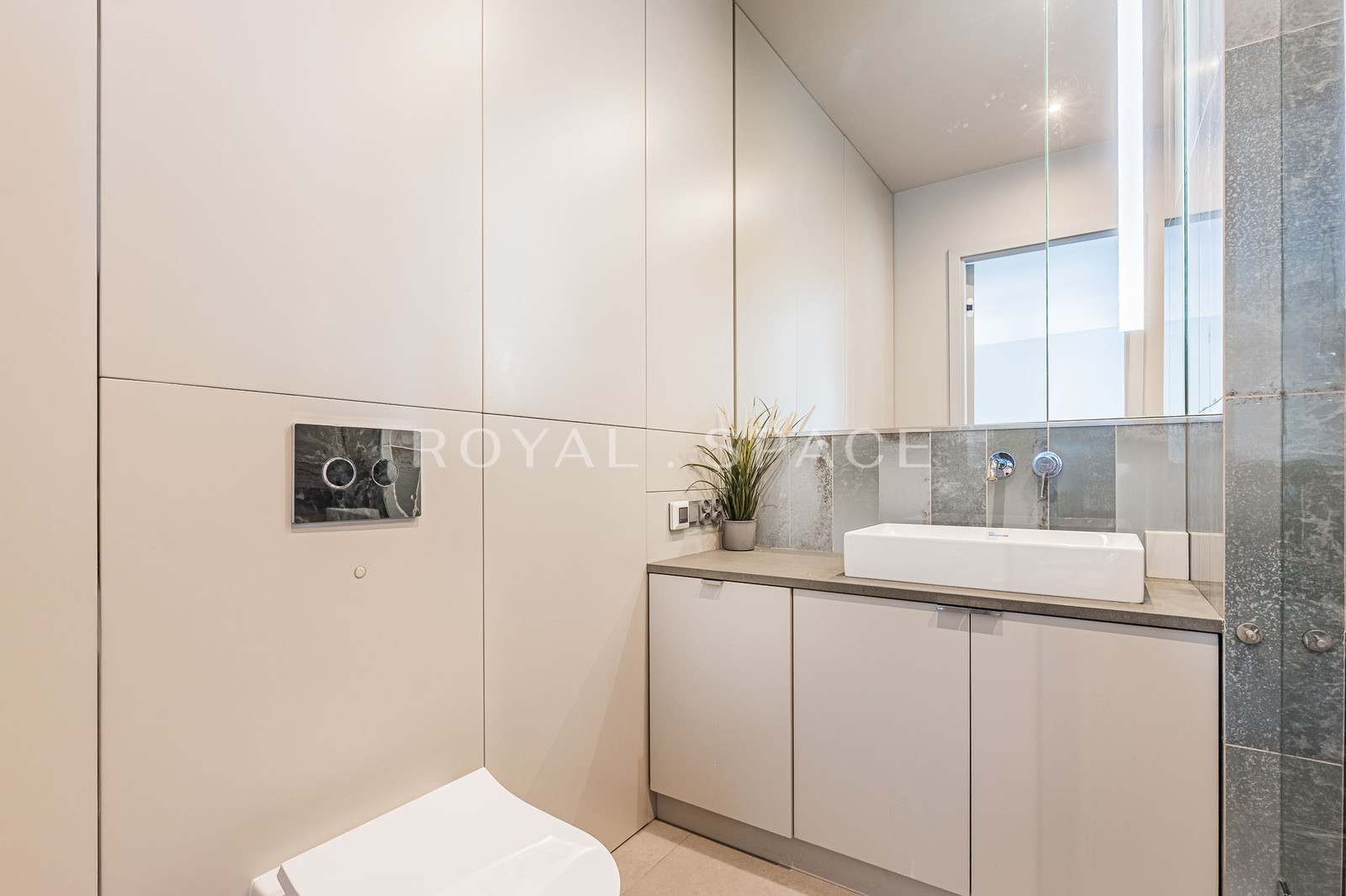 Apartament w zabytkowej kamienicy przy Wspólnej