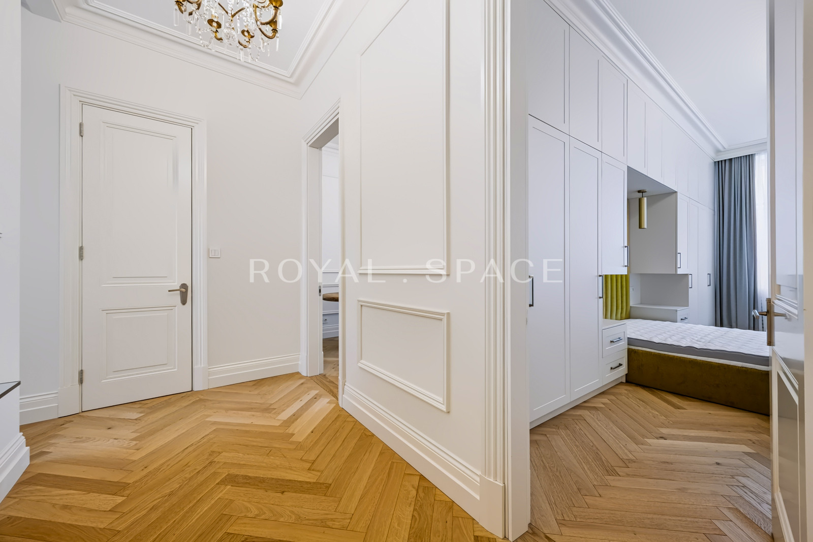 Apartament w odrestaurowanej kamienicy | Winda