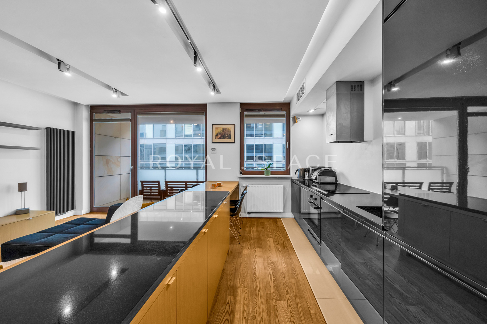 Przestronny apartament z tarasem | Meridian