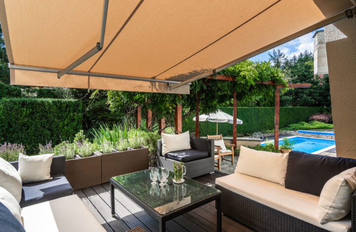 Unique house with pool and beautiful garden!