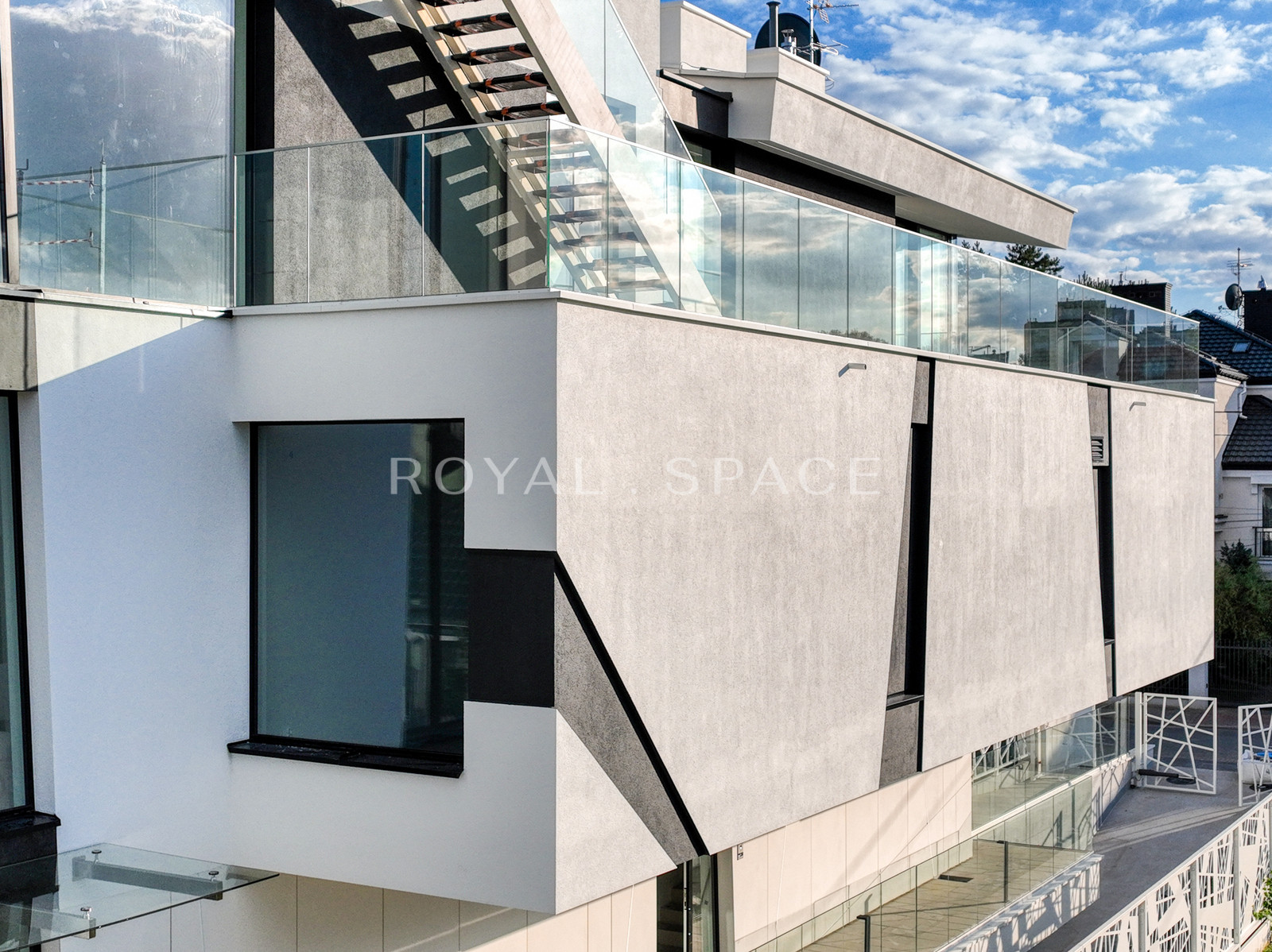 Luksusowy apartament z ogrodem | Rumiana House II
