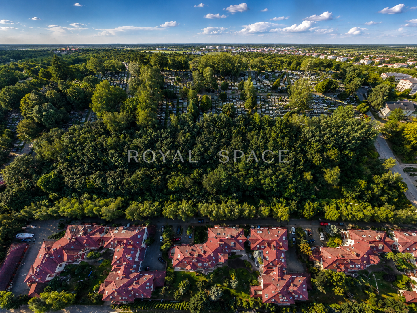Service-use plot on Na Polach Street – Pasternik