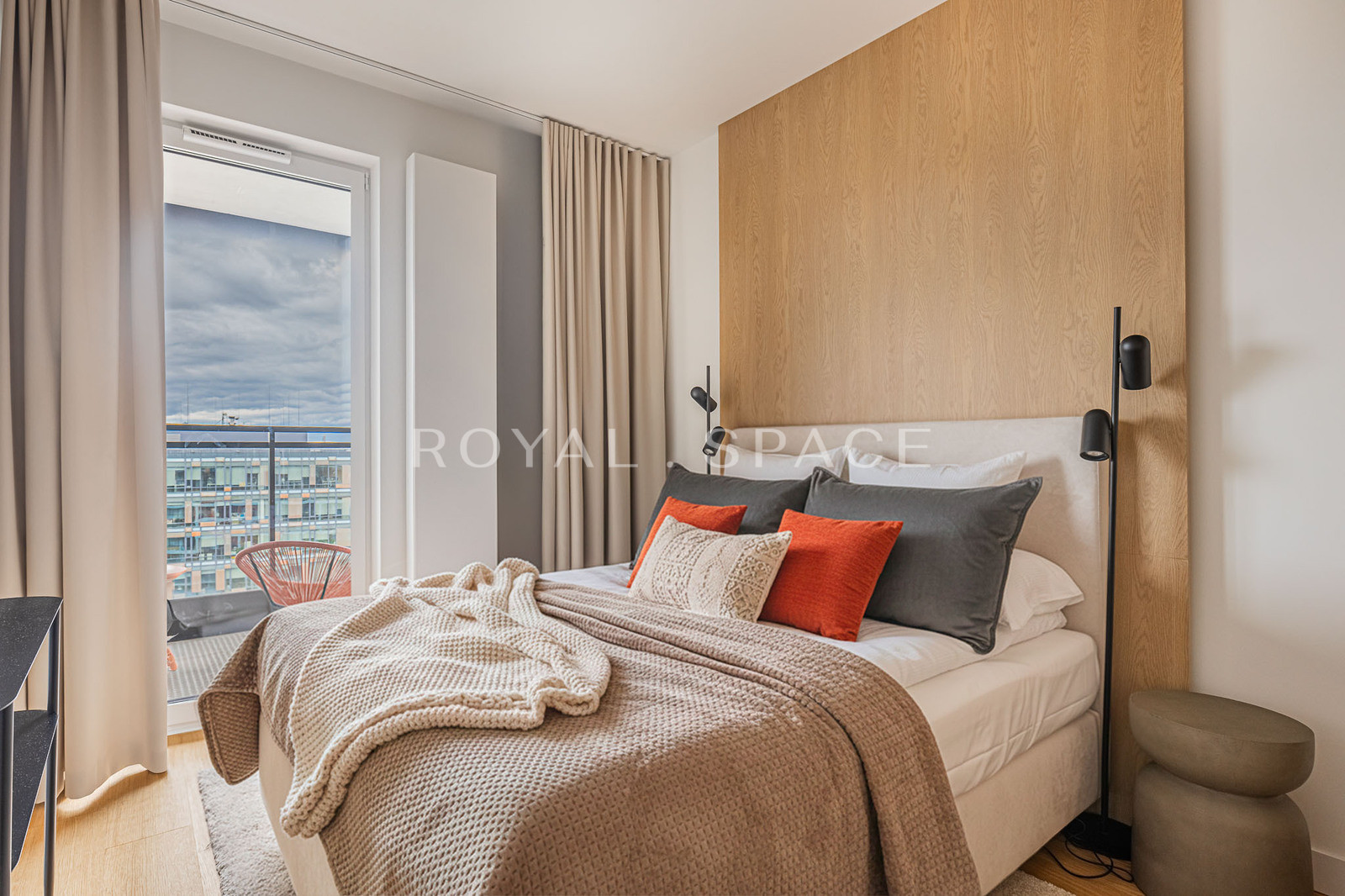 Exclusive apartment | 90 sqm Terrace | 2 Parkings