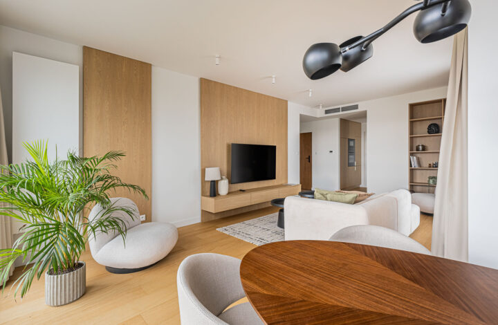 Exclusive apartment | 90 sqm Terrace | 2 Parkings