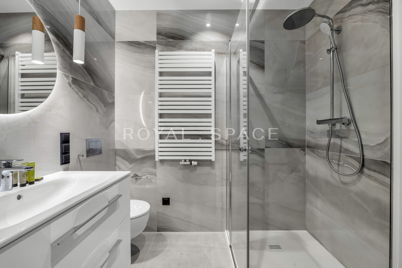 Unikatowy apartament z loggią i klimatyzacją!