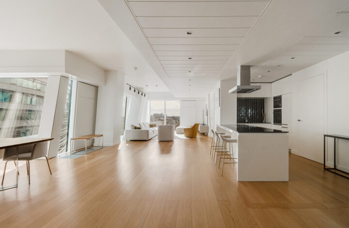 Przestronny jasny apartament na Złotej 44!