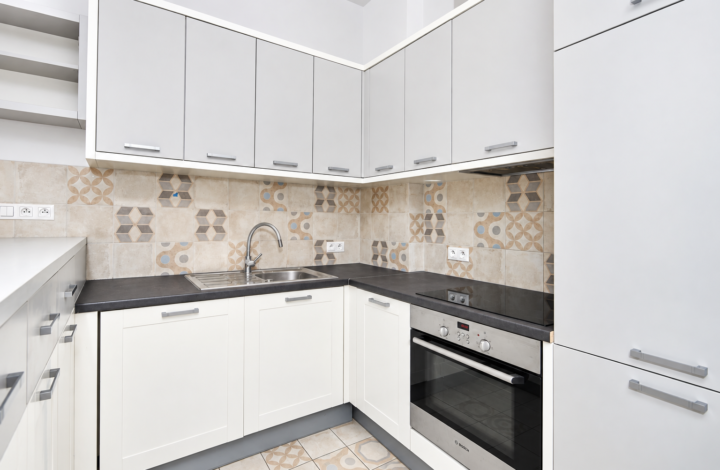 Apartament z garderobą w kamienicy przy Plantach!