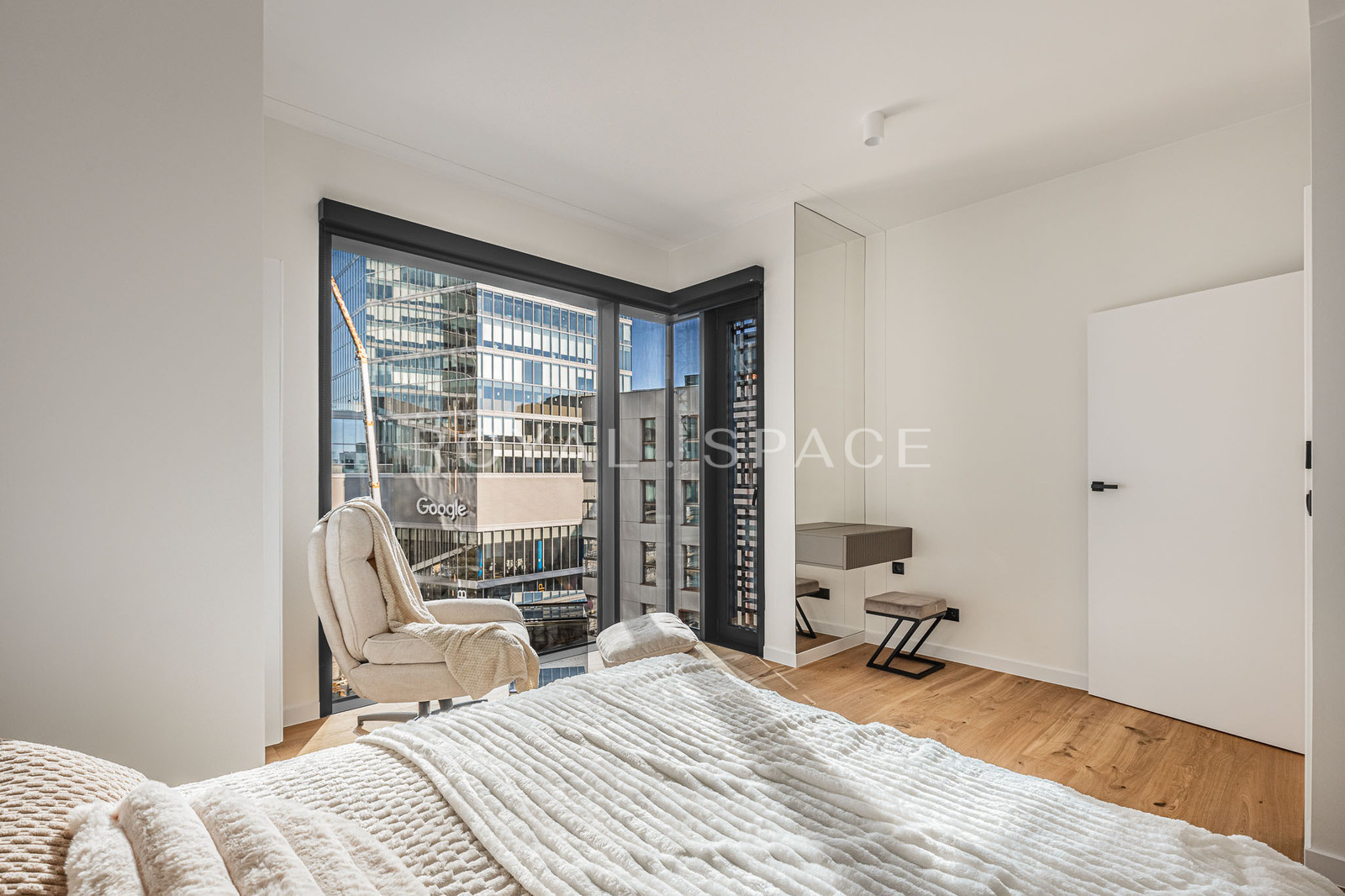 Panoramiczny apartament | Towarowa Towers