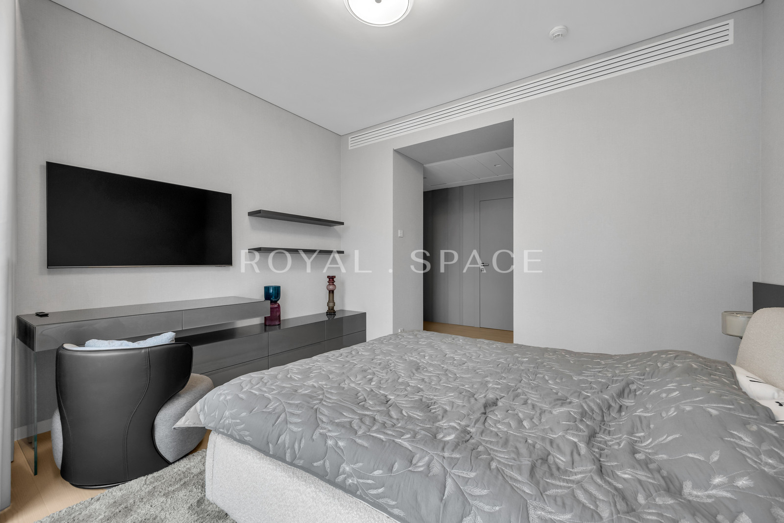 Unique Apartment at Złota 44!