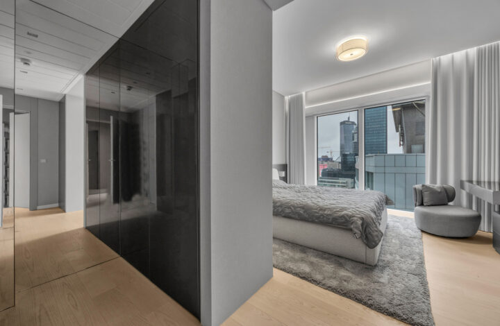 Unique Apartment at Złota 44!