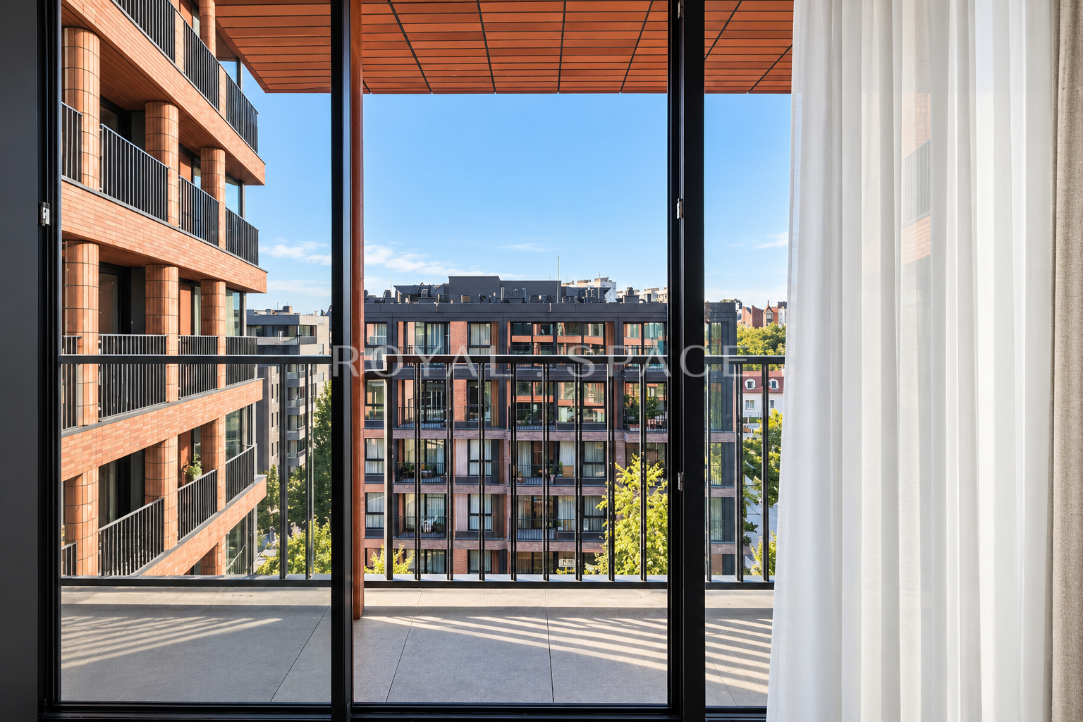 Elegant apartment finished to a high standard