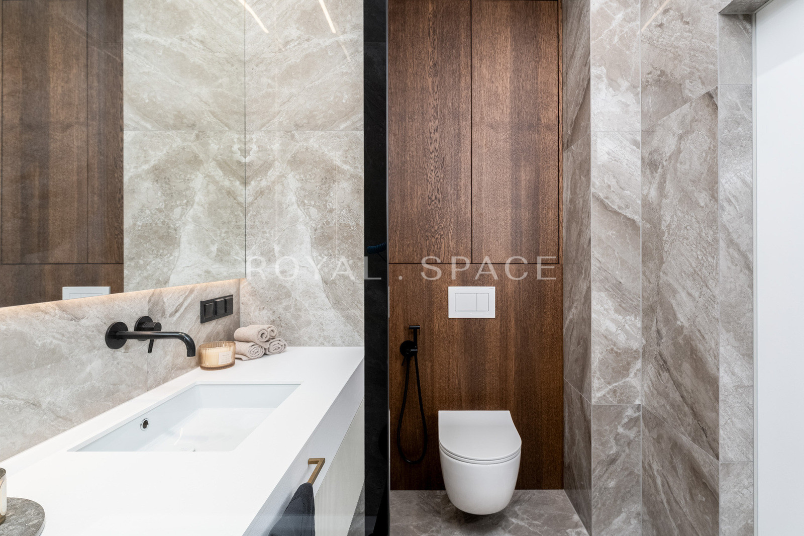 Stylish apartment with a view of the Vistula River