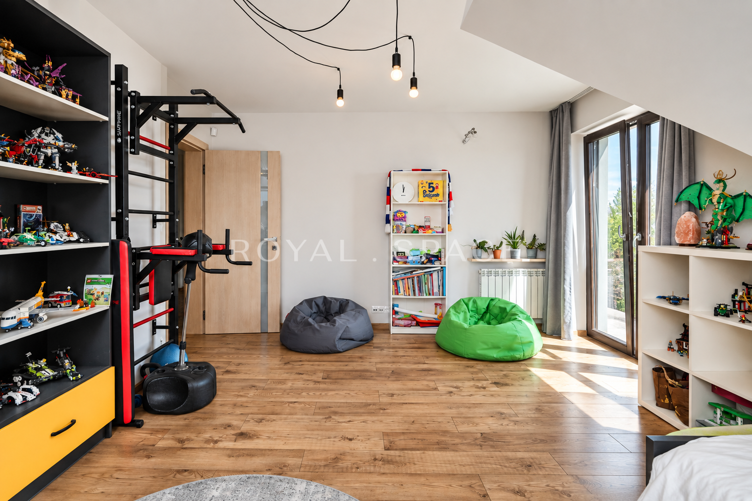 Spacious House with a Garden | Near ISK | Mogilany