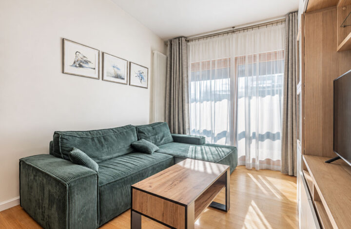 Апартаменти в Mennica Residence | Тераса, гараж