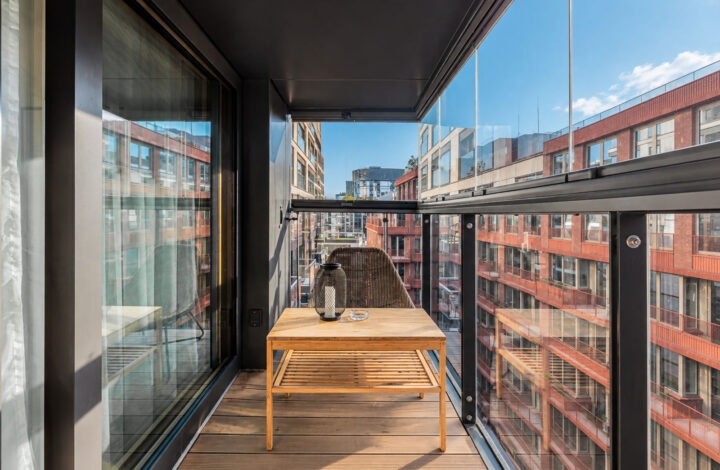 Апартаменти в Mennica Residence | Тераса, гараж