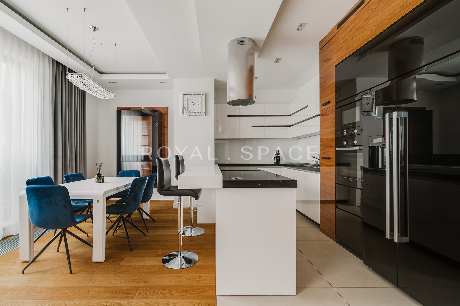 Piękna 15 | Apartament w sercu Śródmieścia