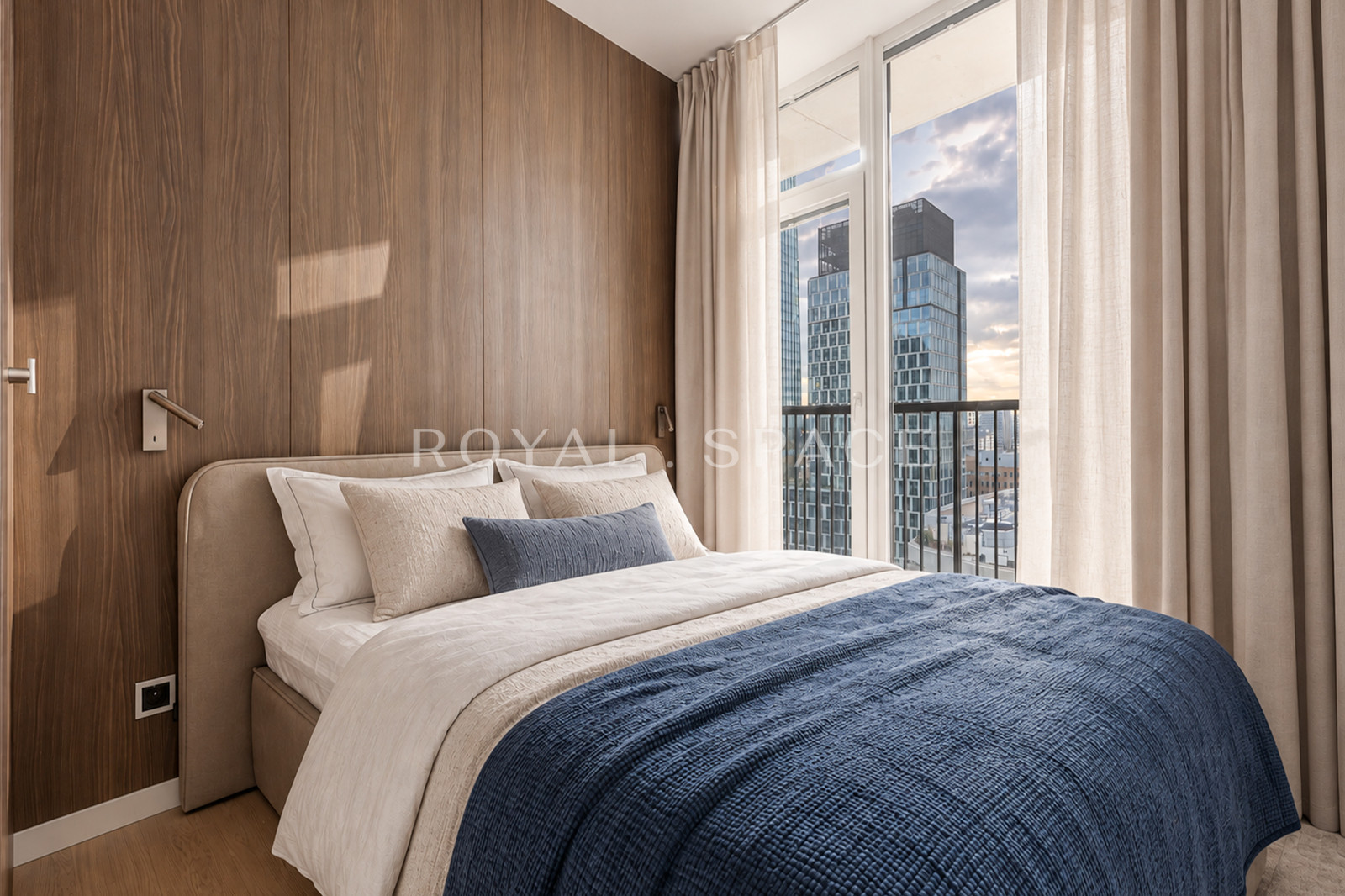 Corner 2-Bedroom Apartment on the 13th Floor | Browary