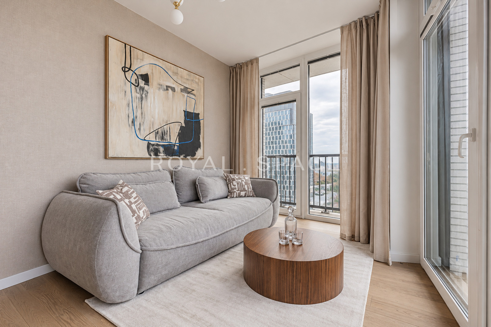 Corner 2-Bedroom Apartment on the 13th Floor | Browary