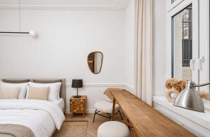 Luxurious apartment in a tenement house