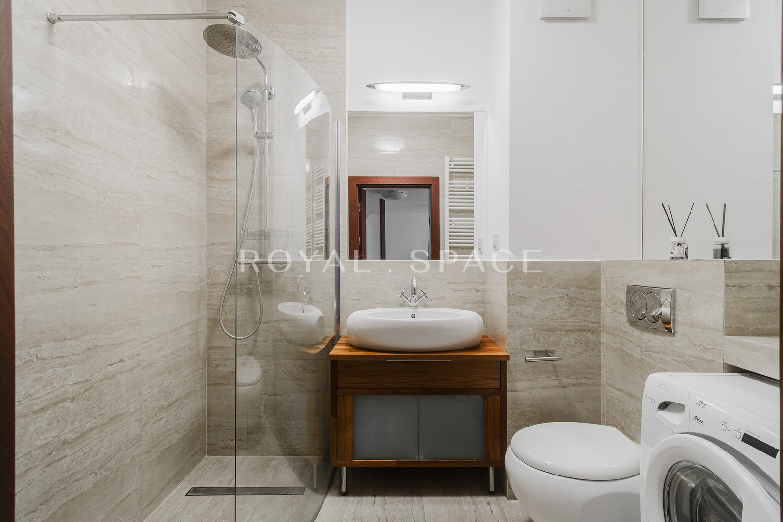 19-й район | 60 м² | Балкон і паркінг