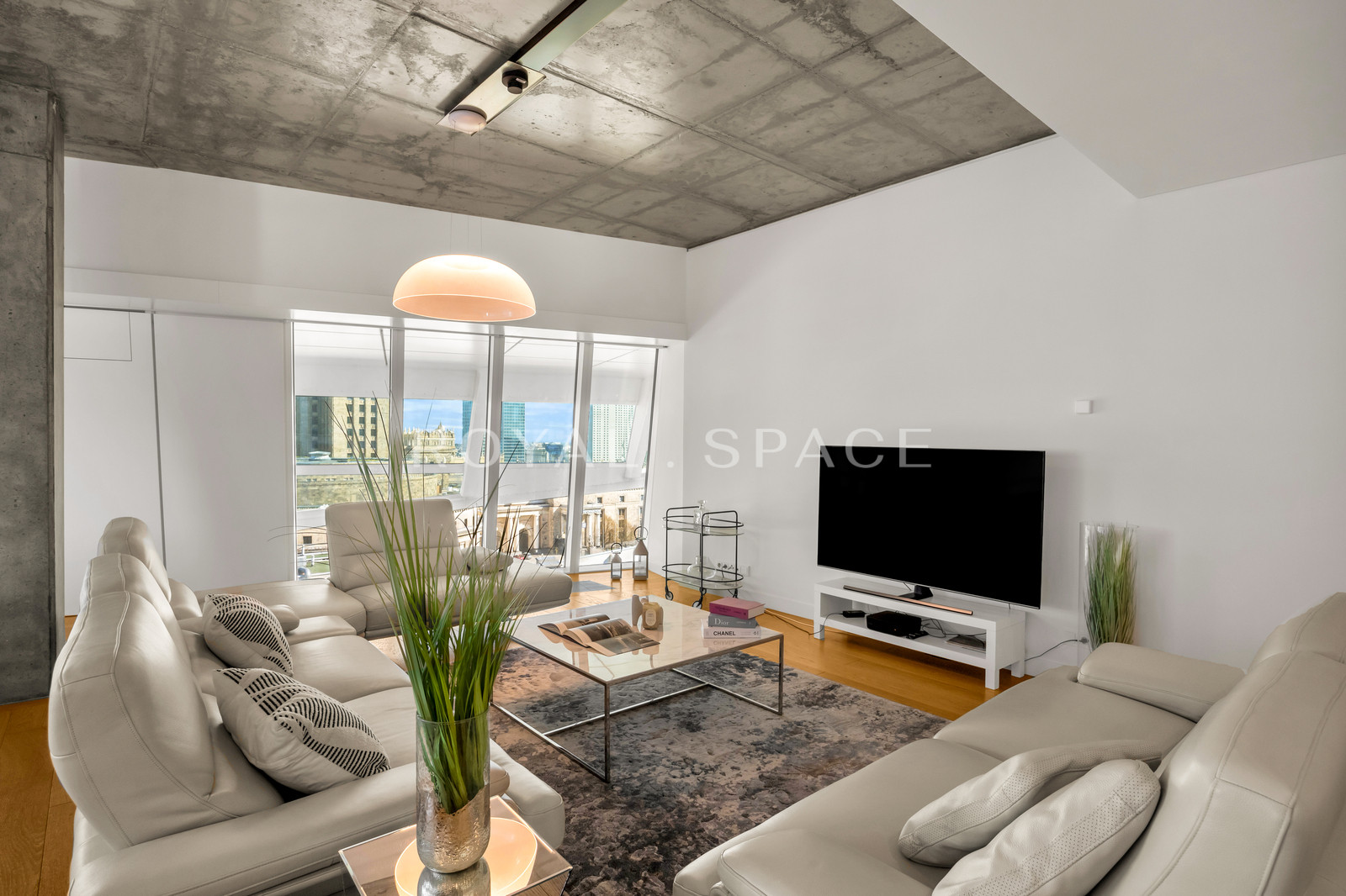 227 m² luksusu na Złotej 44!